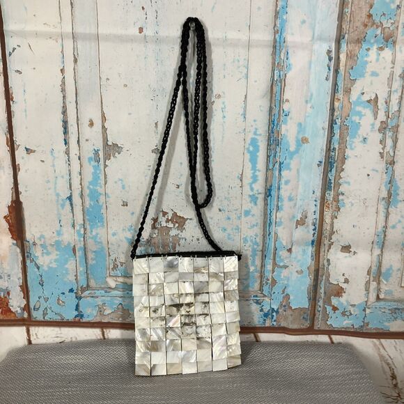 Tico Collection Shoulder Bag Shell Sided Beaded Strap agnetic Snap Closure - Picture 1 of 6